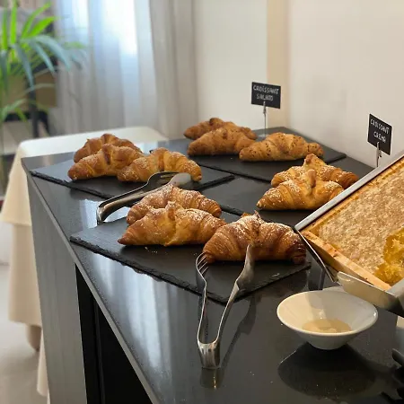 Tamerici Resort مارتْشانا مارينا